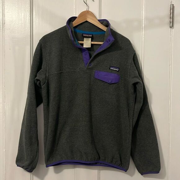Patagonia Synchilla Gray Purple Pullover Fleece Jacket Sweater Size Small - Picture 2 of 12